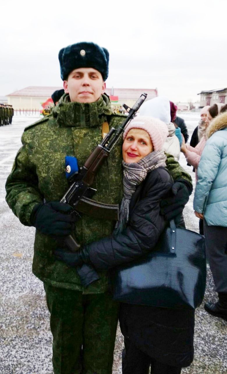 ГОРДО ЗОВЕТСЯ ОНА МАМОЙ СОЛДАТА