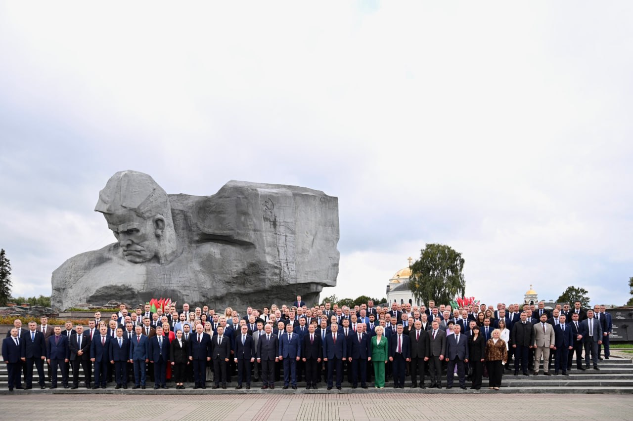 Торжество в Брестской крепости