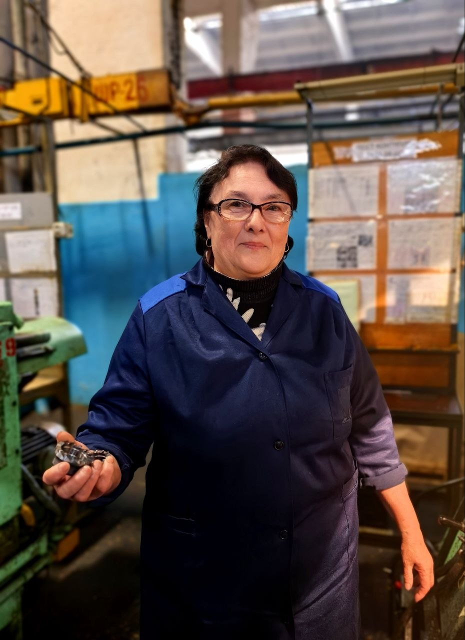 ЖЕНСКОЕ ЛИЦО БАТЭ
